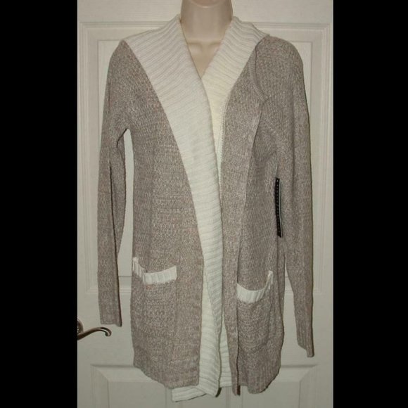 Absolutely Famous Sweaters - NEW Sz Small Casual Wear Hooded Roomy Lightweight Open Sweater Front Pockets